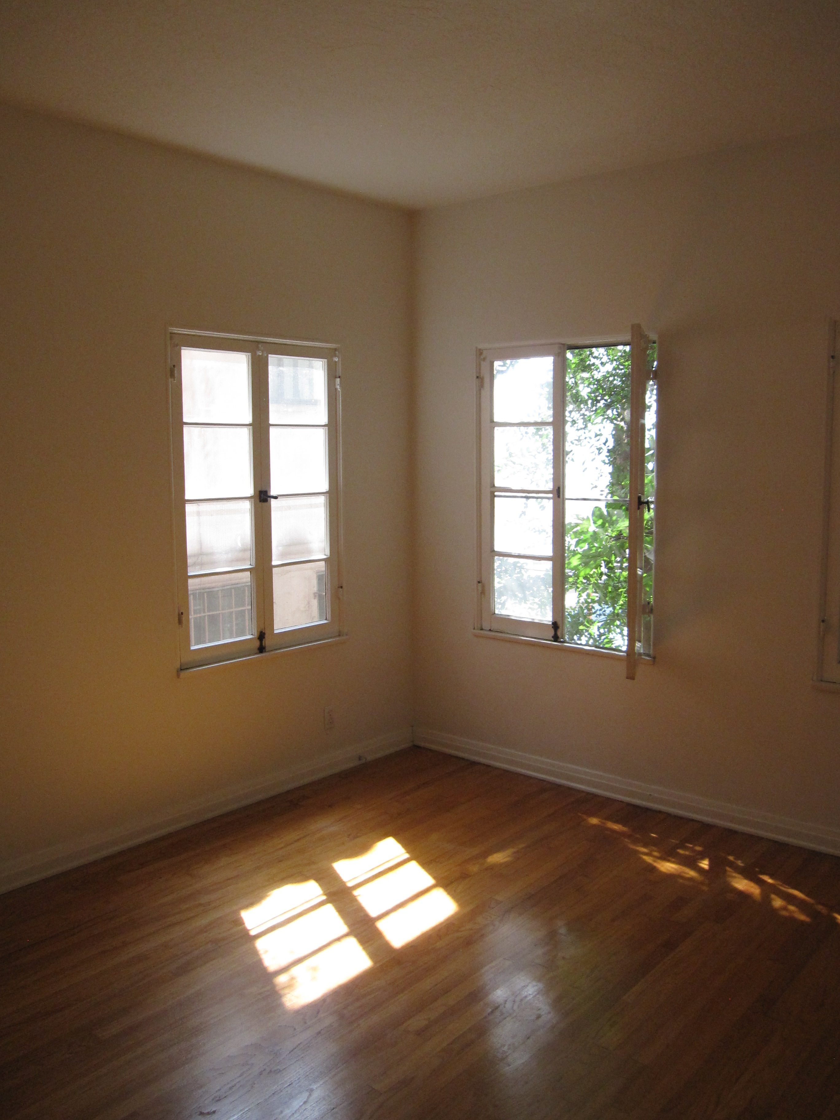 IMG_0209 Waverly Apartments